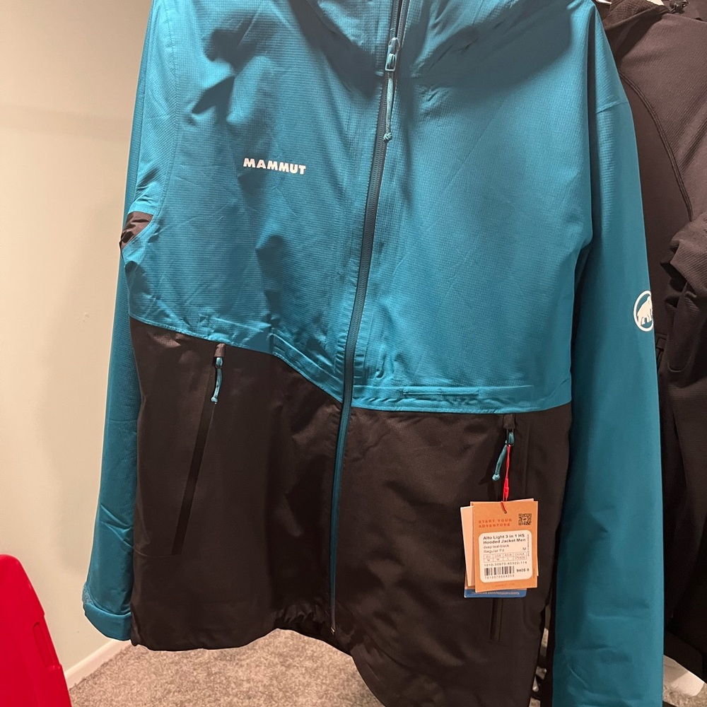 Mammut Men’s Alto light hooded jacket